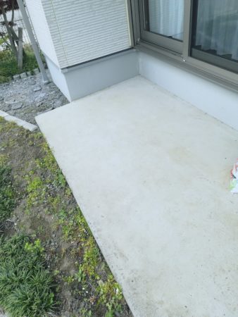 テラス側コンクリート施工